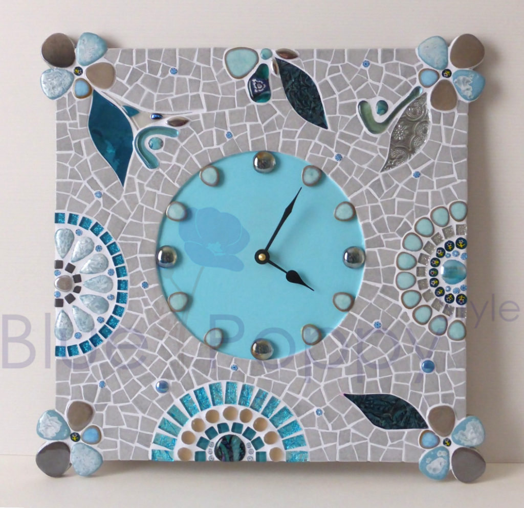 Horloge mosaïque Pacifique (disponible)
